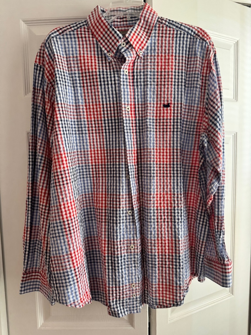 Southern Marsh Men's Plaid Button-Down Shirt in Red & Blue